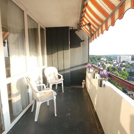 Grosse 3-Zimmer Wohnung, Zentrale Lage. Mülheim an der Ruhr Kültér fotó