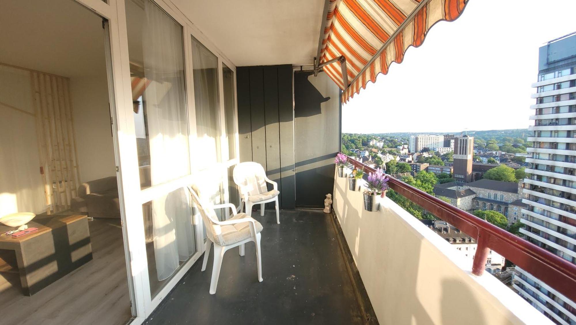 Grosse 3-Zimmer Wohnung, Zentrale Lage. Mülheim an der Ruhr Kültér fotó