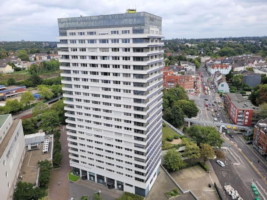 Grosse 3-Zimmer Wohnung, Zentrale Lage. Mülheim an der Ruhr Kültér fotó